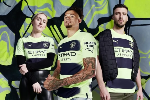 Maglia Manchester City Divisa Terza 2022/23 Maglia Manchester City Divisa Terza 2022/23